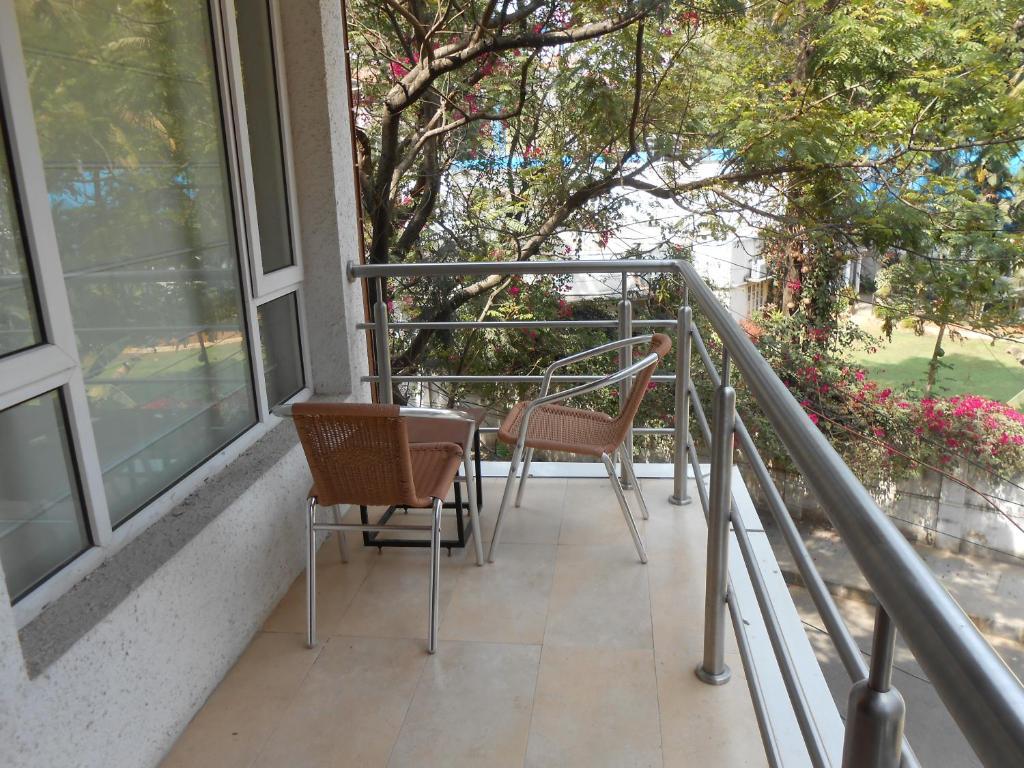 บรันตันไฮจท์เอ็คเซคคิวทีฟสวีทส์ Aparthotel บังกาลอร์ ภายนอก รูปภาพ