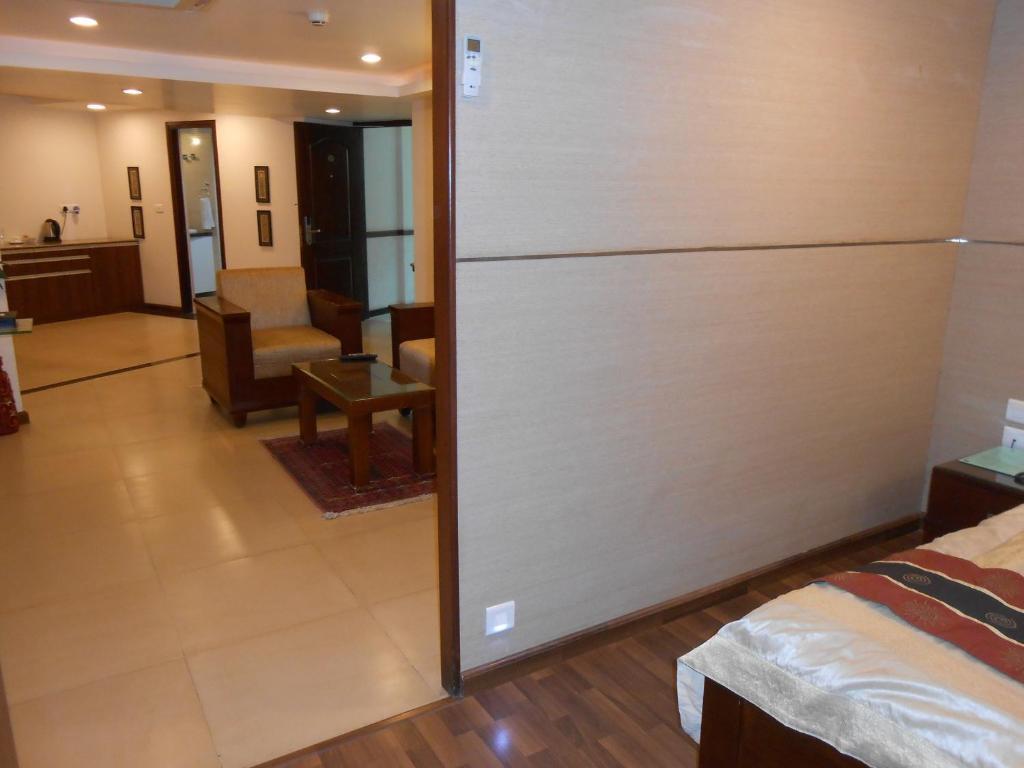 บรันตันไฮจท์เอ็คเซคคิวทีฟสวีทส์ Aparthotel บังกาลอร์ ภายนอก รูปภาพ