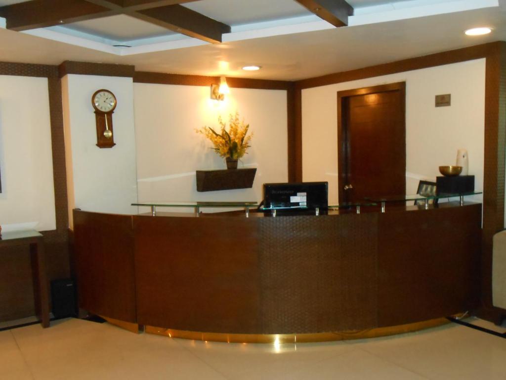 บรันตันไฮจท์เอ็คเซคคิวทีฟสวีทส์ Aparthotel บังกาลอร์ ภายนอก รูปภาพ